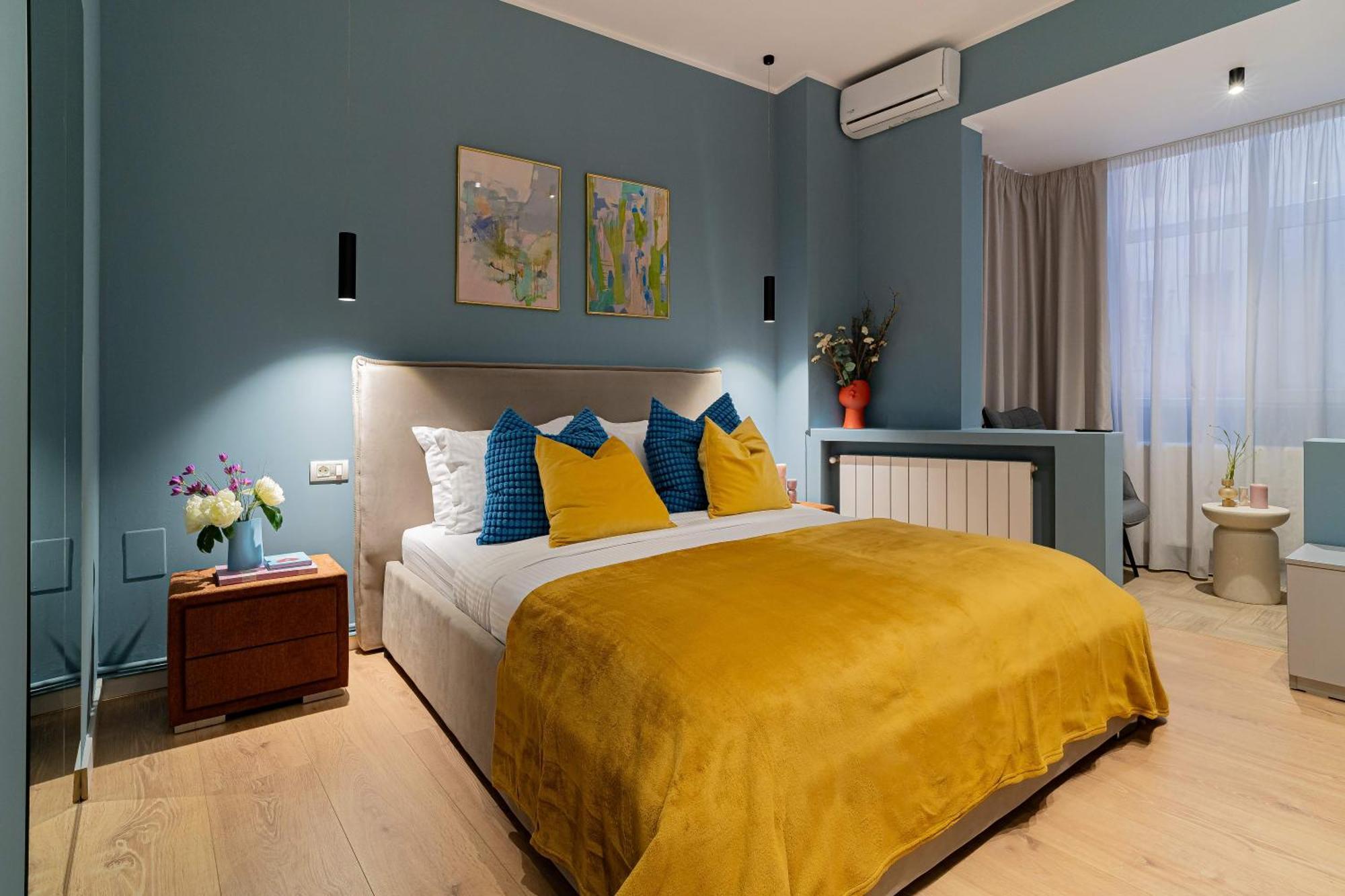 Celestial Azure - Tranquil 1Br In Piata Universitatii Bukarest Exterior foto